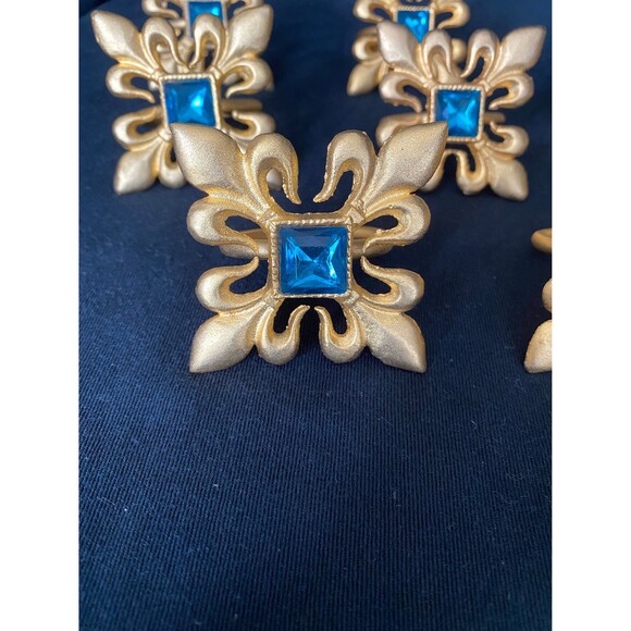 4 Gold Toned Elegant Napkin Rings - Picture 2 of 10